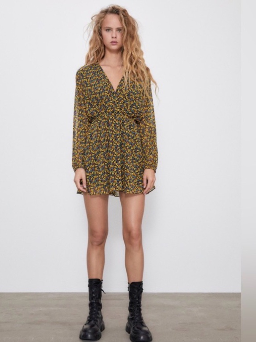 Zara V-Neck Long Sleeve Floral Mini Dress Size XXL